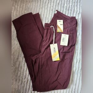 YMI Women's Plum Jeggings